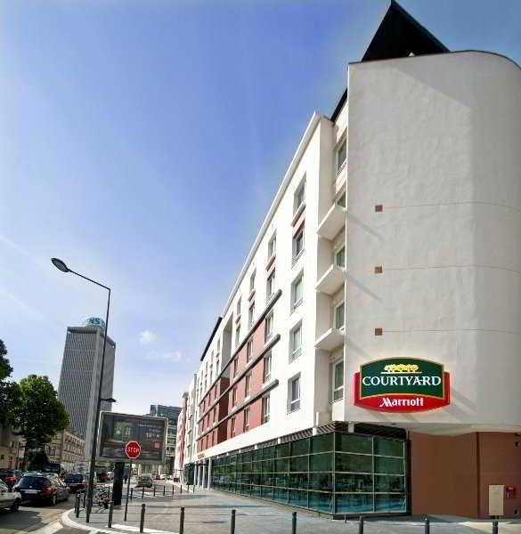 Courtyard By Marriott Paris Saint Denis Hotel Bagian luar foto